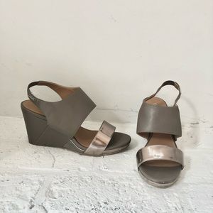 Size 6. Calvin Klein gray/silver wedges